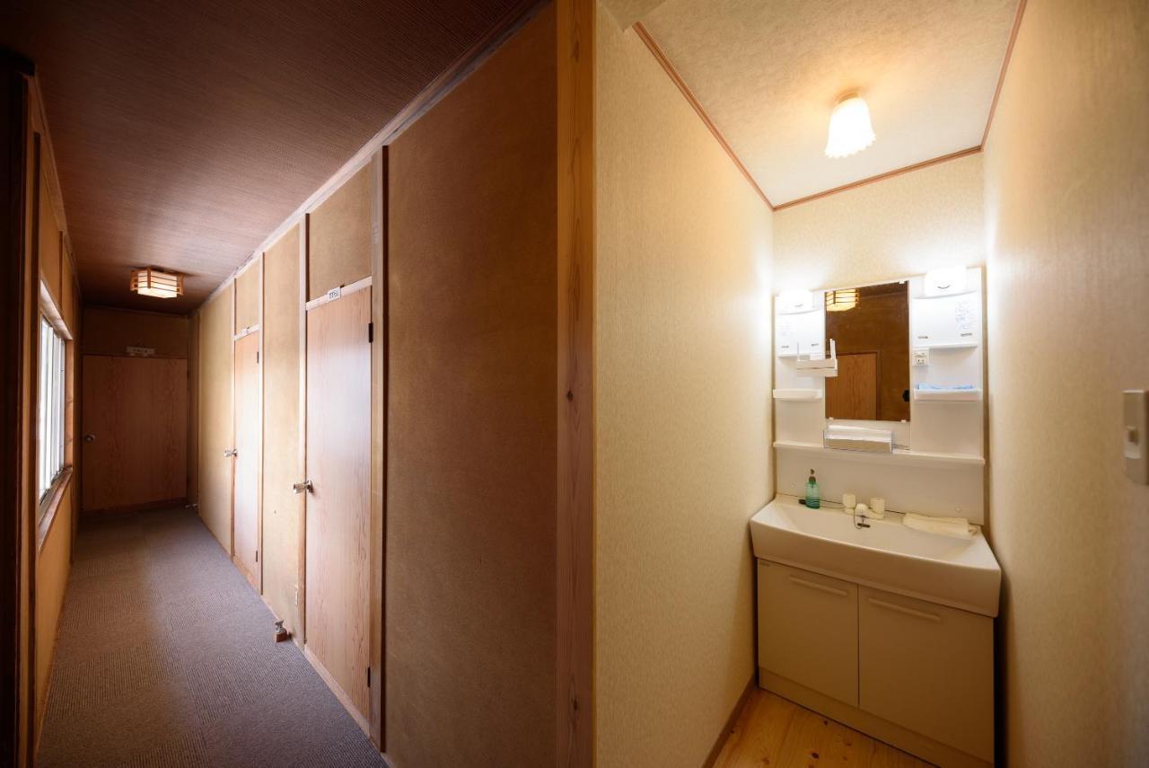 Minshuku Tsutaya Hotel Yufu Exterior photo